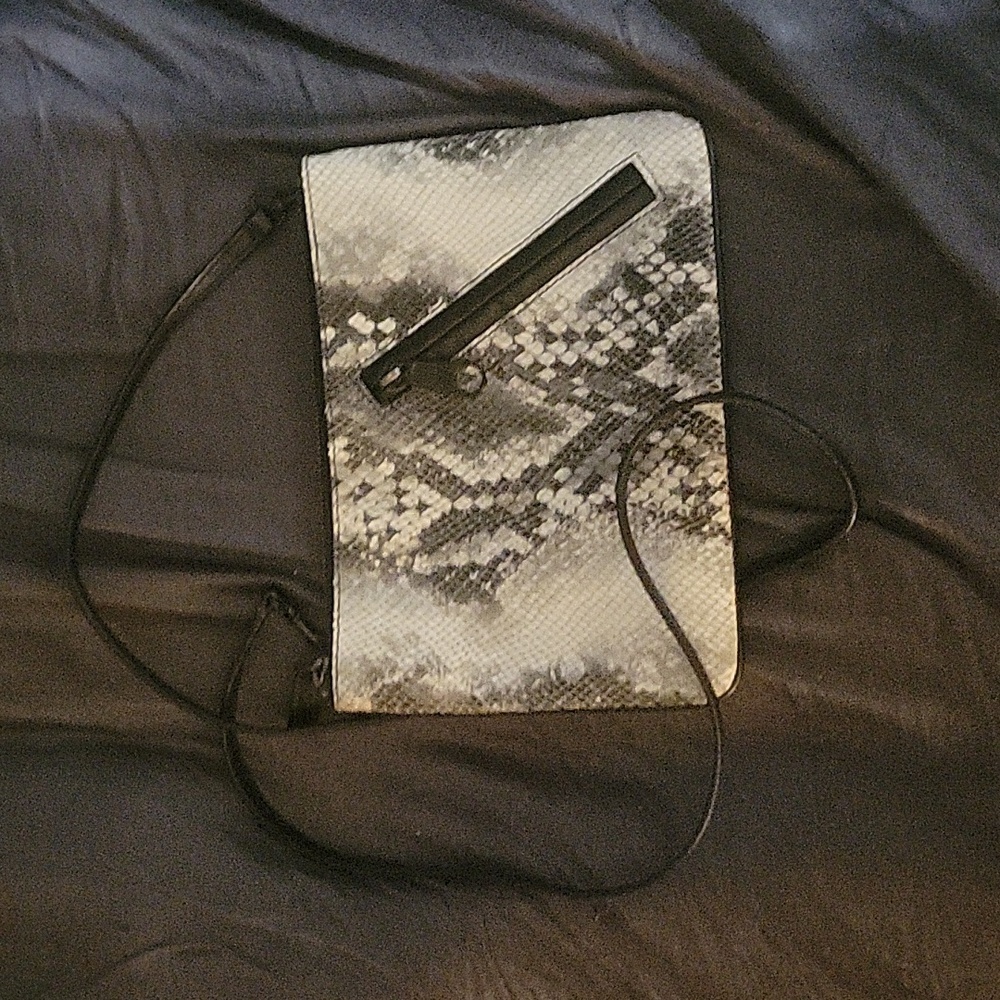 GAP Leather Snakeskin Crossbody Bag - Picture 1 of 5